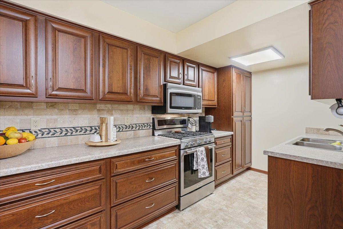 3640 Independence Avenue South, Unit 61 St. Louis Park, MN 55426 - Photo 8 of 26