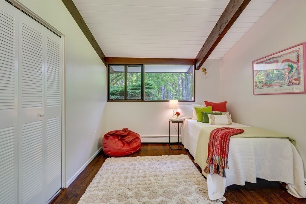 54 Conant Road Lincoln, MA 01773 - Photo 12 of 35