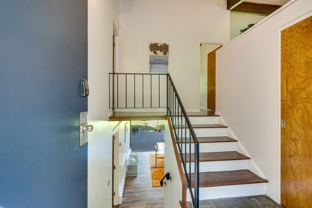 54 Conant Road Lincoln, MA 01773 - Photo 16 of 35