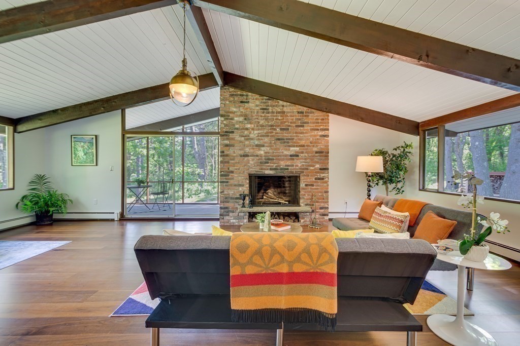 54 Conant Road Lincoln, MA 01773 - Photo 9 of 35