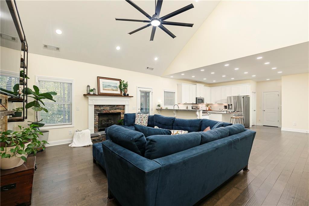 129 Unicoi Way Dallas, GA 30132 - Photo 7 of 43