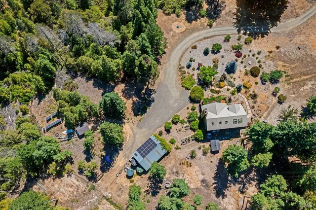 $1,299,000 | 40695 Roseman Creek Road, Gualala, CA 95445
