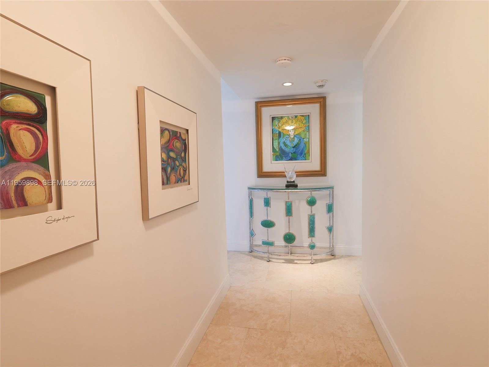 550 Ocean Drive, Unit 8B Key Biscayne, FL 33149 - Photo 12 of 34