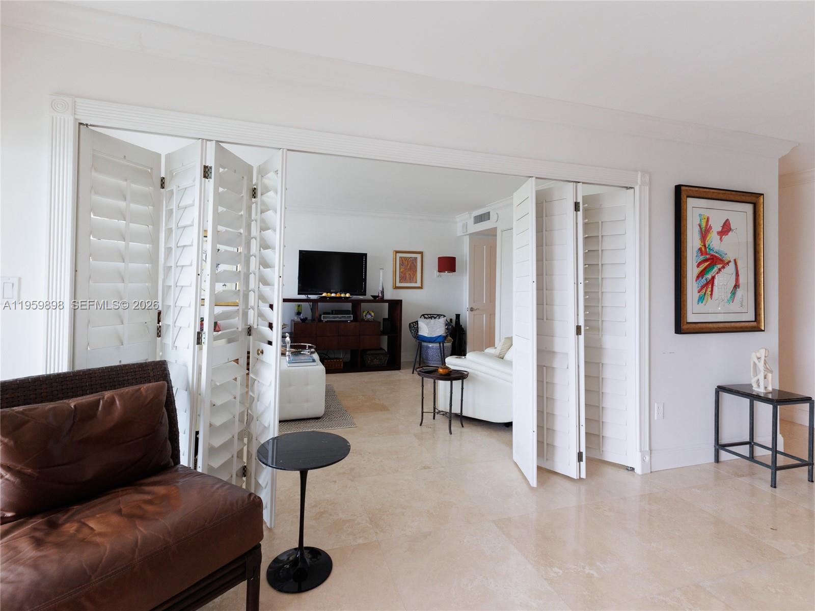 550 Ocean Drive, Unit 8B Key Biscayne, FL 33149 - Photo 10 of 34