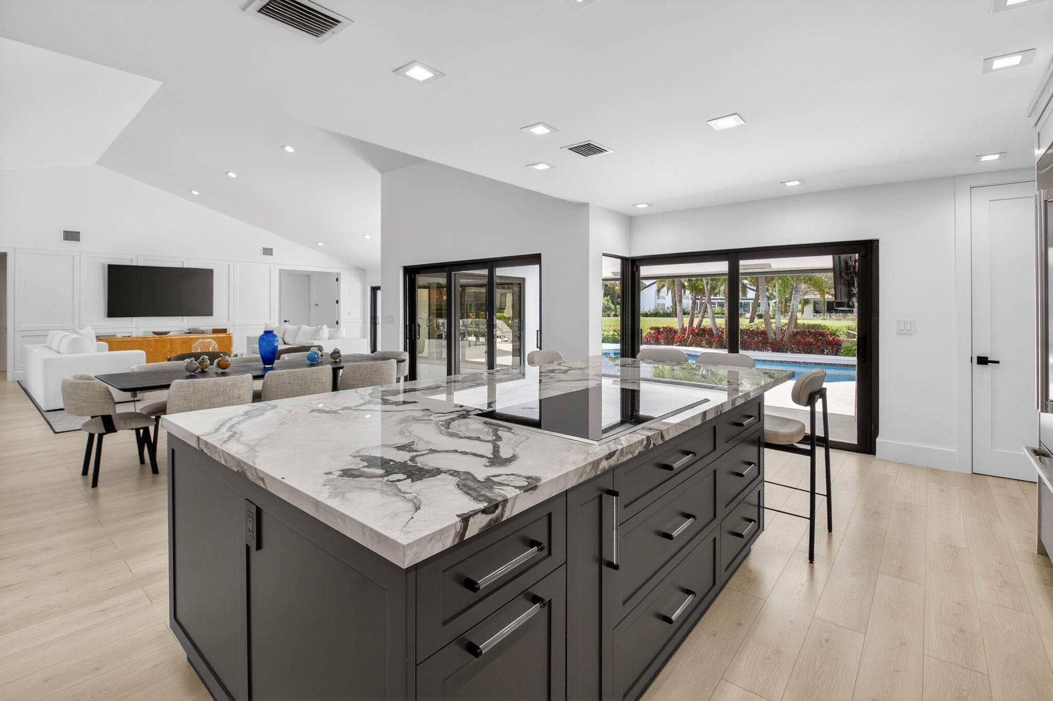 17829 Scarsdale Way Boca Raton, FL 33496 - Photo 9 of 35 09_DSC_1165