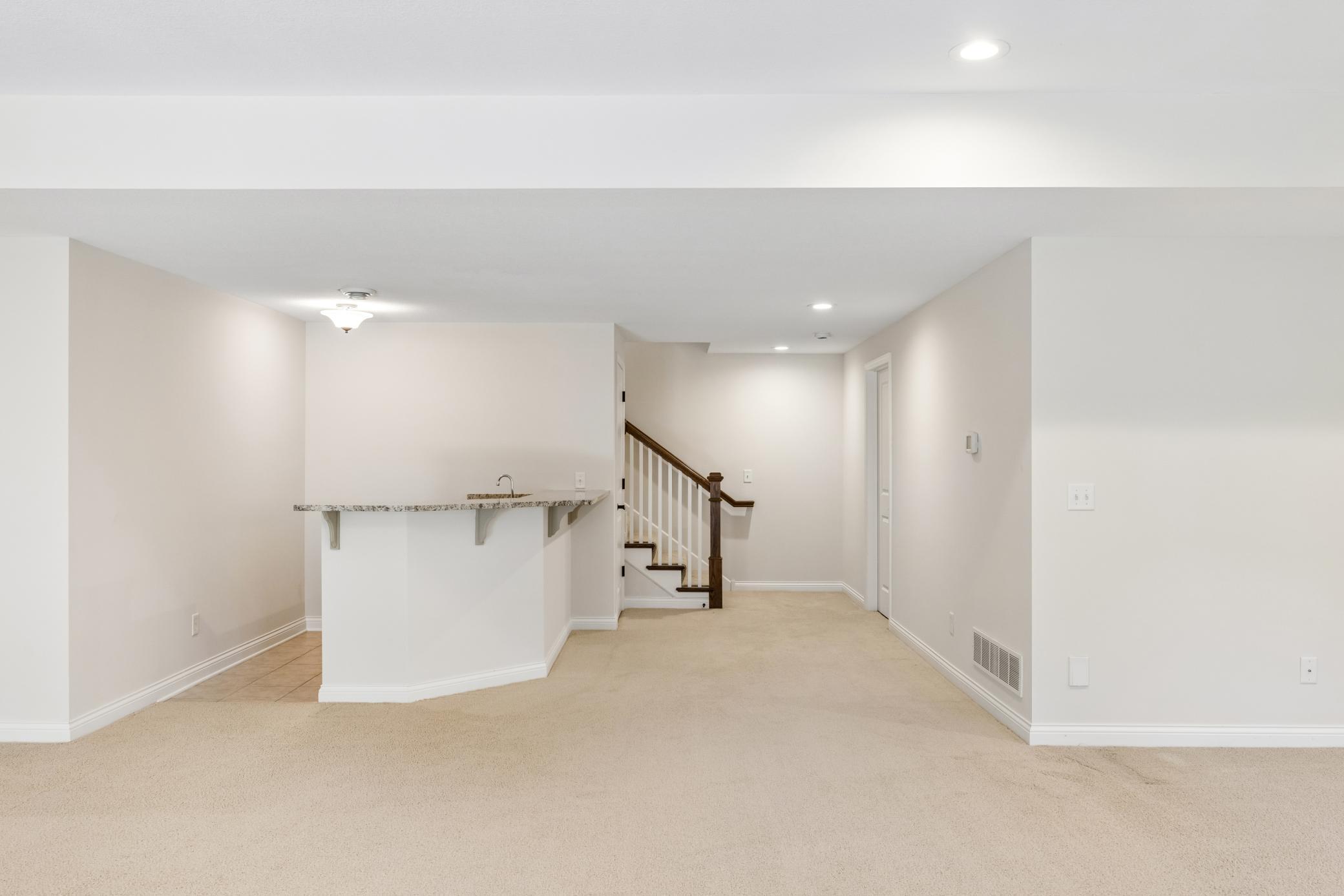1354 Riverside Lane Mendota Heights, MN 55118 - Photo 35 of 51 Gallery Image 35