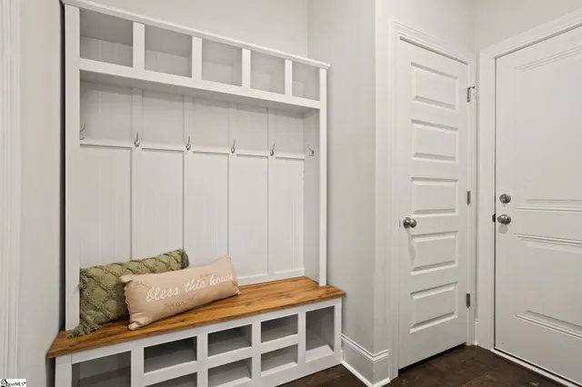 $679,999 | 216 Scotts Bluff Drive, Simpsonville, SC 29681