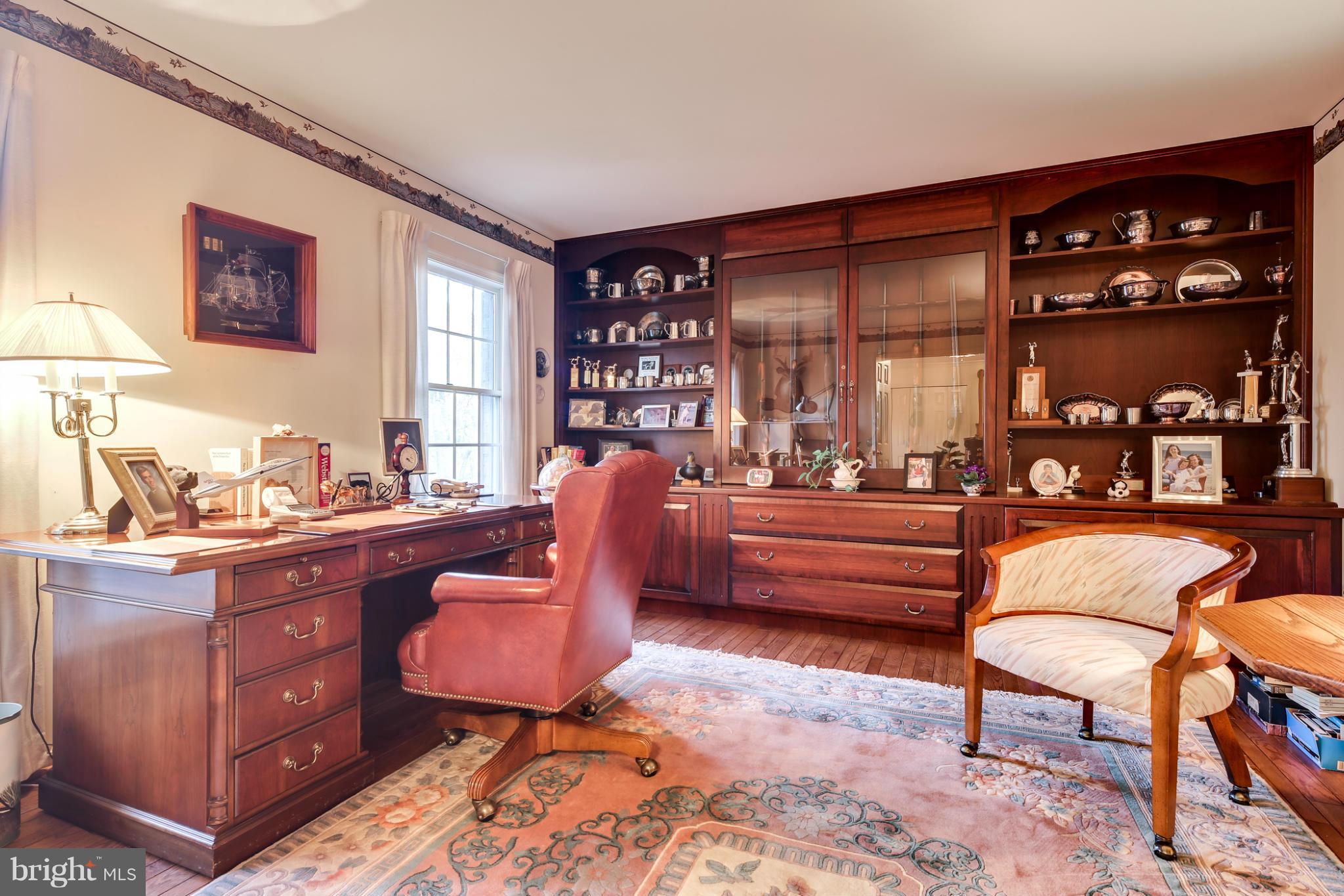 428 Gun Road Baltimore, MD 21227 - Photo 7 of 30 Office with Built In Bookshelves
