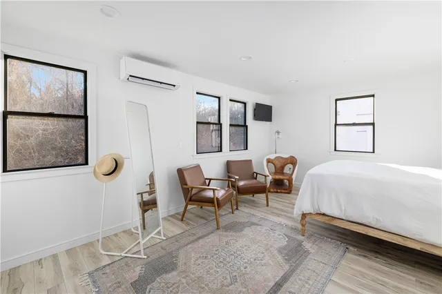 $599,000 | 176 Daniel Avenue, Portsmouth, RI 02872