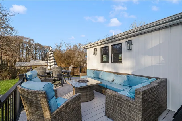 $599,000 | 176 Daniel Avenue, Portsmouth, RI 02872