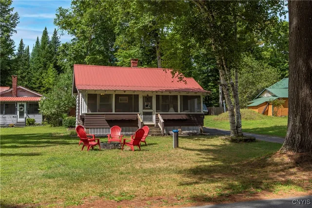 $595,000 | 118 East Avenue, Webb, NY 13331