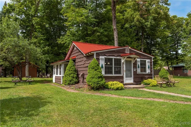 $595,000 | 118 East Avenue, Webb, NY 13331