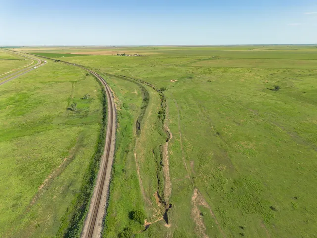 a ocean view with beach