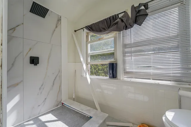 a view of a walk in closet