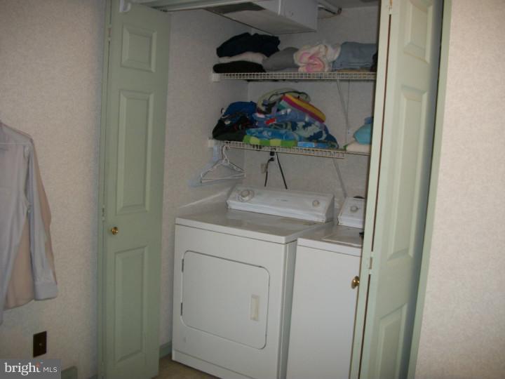 303 Sharpless Road Southampton, PA 18966 - Photo 4 of 25 Laundry Room