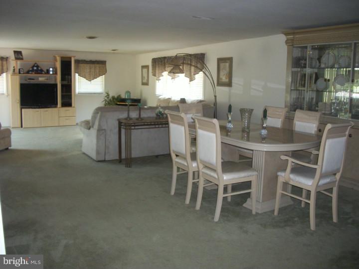303 Sharpless Road Southampton, PA 18966 - Photo 5 of 25 Great Room