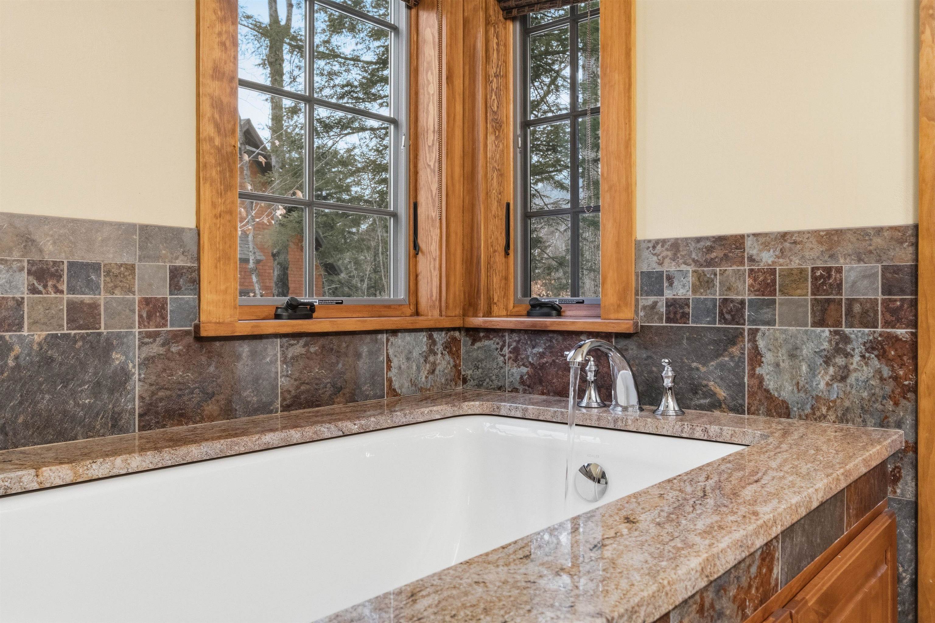 172 South Peak Road Lincoln, NH 03251 - Photo 21 of 58