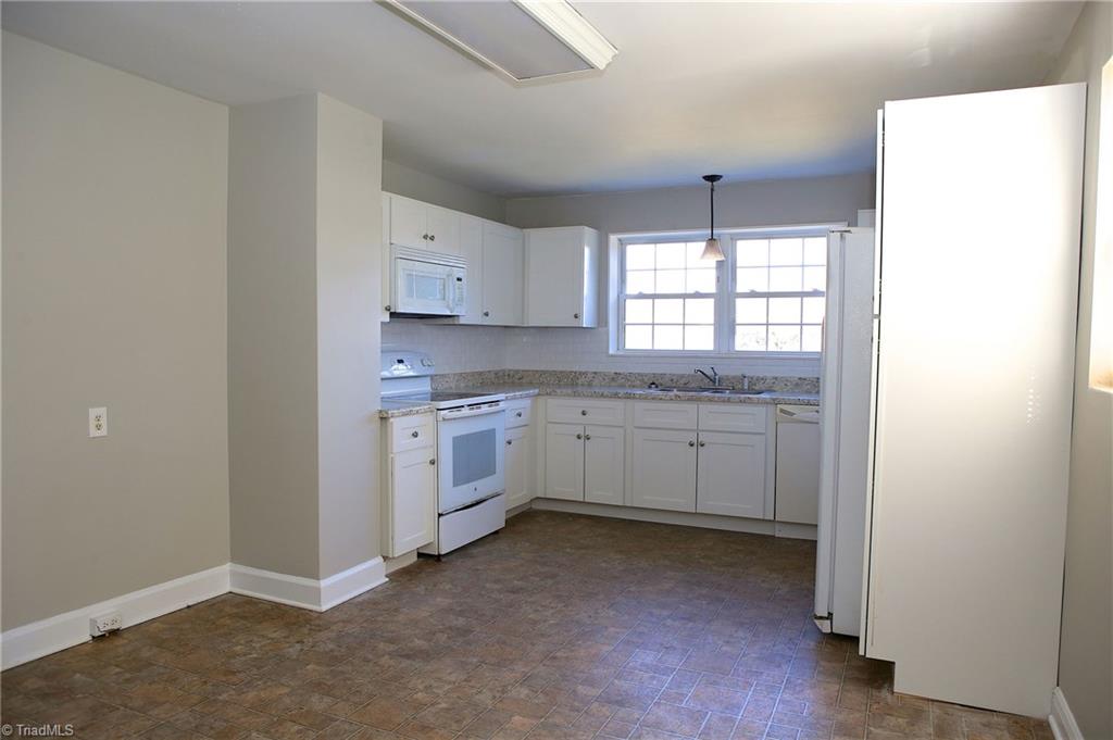 3565 Clemmons Road Clemmons, NC 27012 - Photo 12 of 29 Gallery Image 12