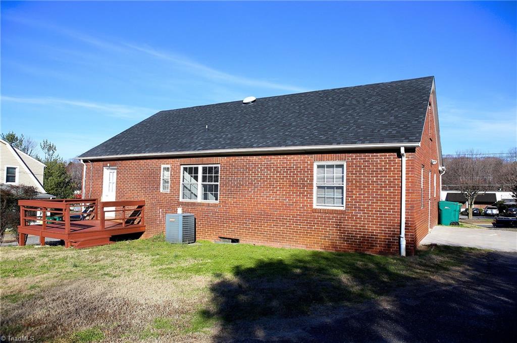 3565 Clemmons Road Clemmons, NC 27012 - Photo 4 of 29 Gallery Image 4