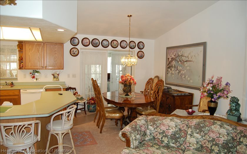 4315 Lakewood Road Sebring, FL 33875 - Photo 4 of 17 Gallery Image 4