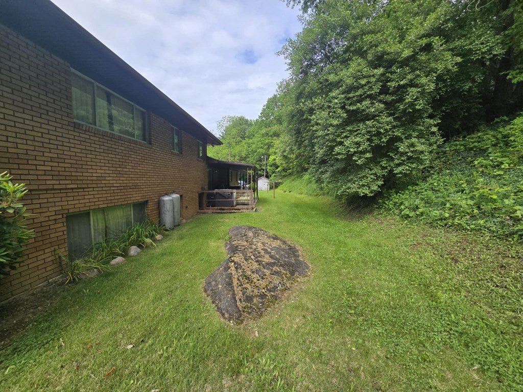236 Fill Street Pounding Mill, VA 24637 - Photo 6 of 16 Gallery Image 6