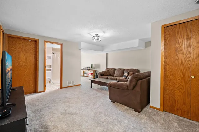 $335,000 | 16591 Terrey Pine Drive, Eden Prairie, MN 55347