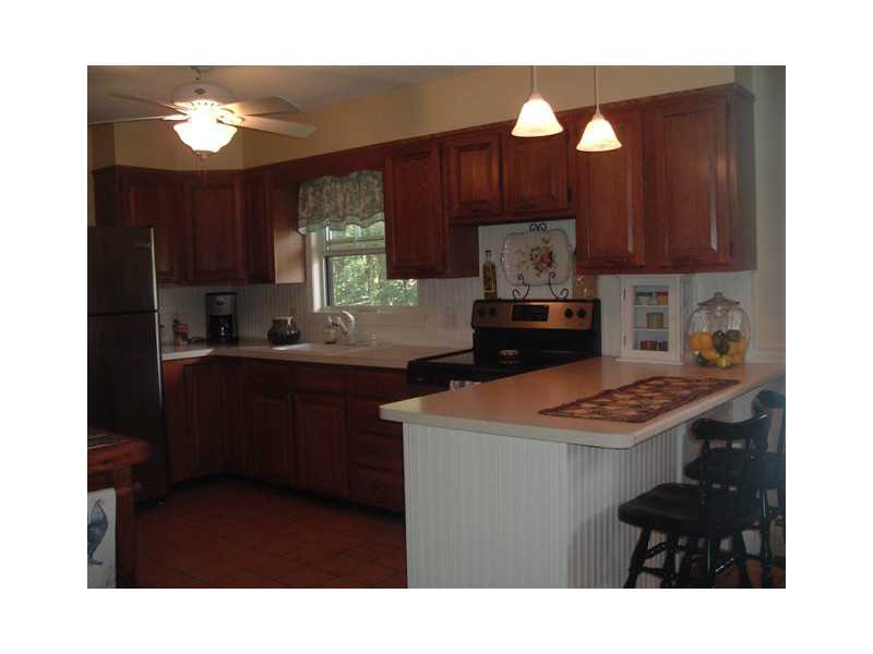 647 Bound Road Cumberland, RI 02895 - Photo 4 of 24 Kitchen.