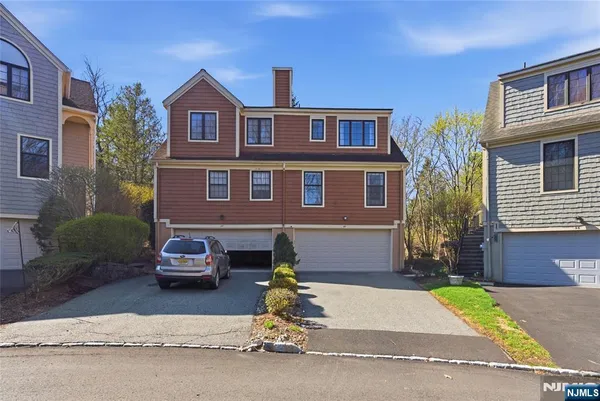 $625,000 | 60 Tanager Court, Wayne, NJ 07470