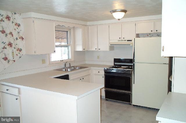 226 Forest Hills Road Red Lion, PA 17356 - Photo 2 of 3