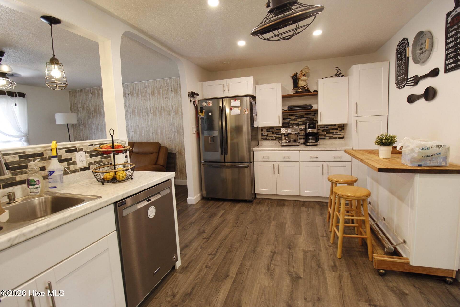 104 Pineview Road Jacksonville, NC 28546 - Photo 8 of 29 _MG_2020