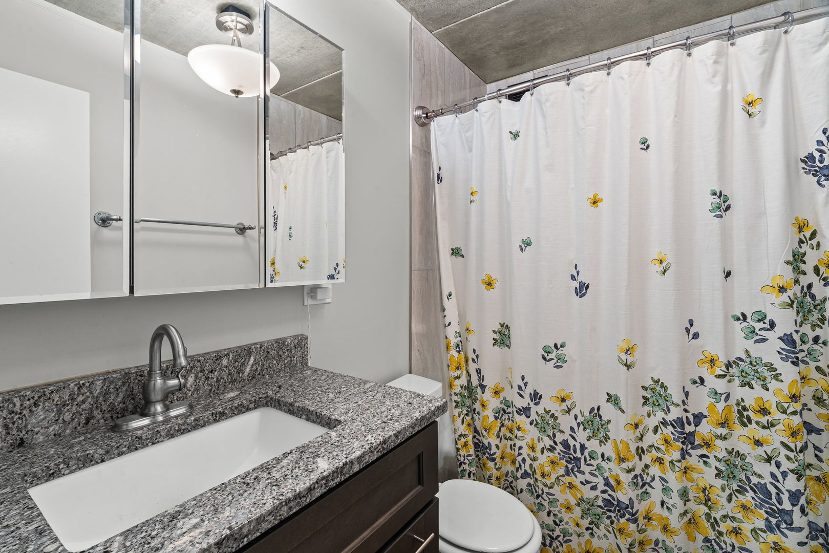2005 South Finley Road, Unit 212 Lombard, IL 60148 - Photo 9 of 15 Gallery Image 9