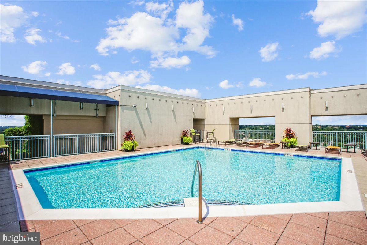851 North Glebe Road, Unit 1003 Arlington, VA 22203 - Photo 28 of 73