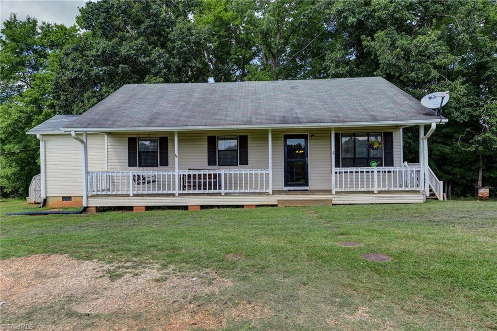 199 Alee Road Reidsville, NC 27320 - Photo 3 of 32 Gallery Image 3