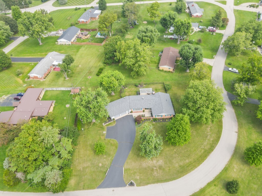 2095 Northeast Raintree Drive New Castle, IN 47362 - Photo 39 of 48 Gallery Image 39