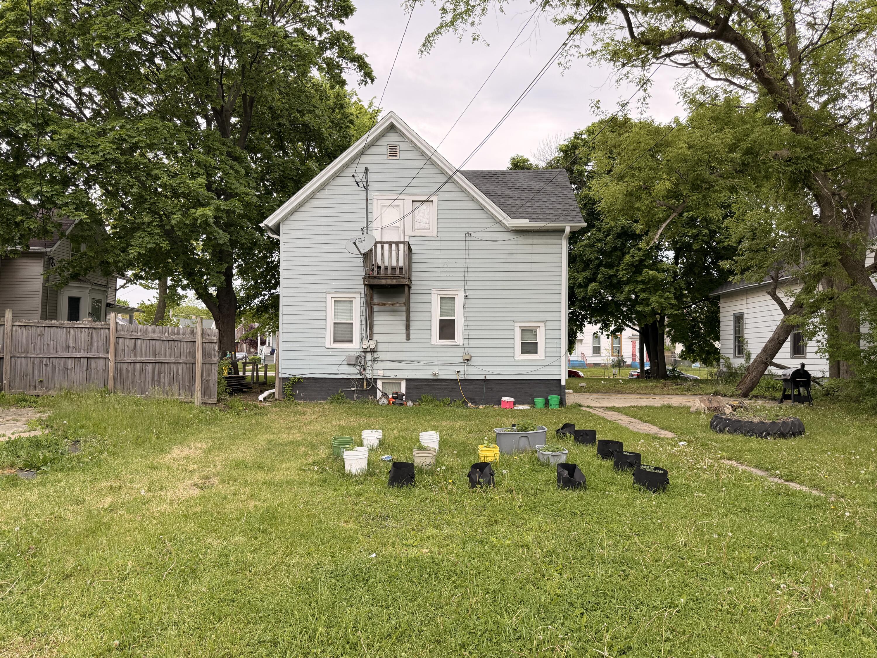 1623 Maple Street Racine, WI 53404 - Photo 15 of 15 Backyard