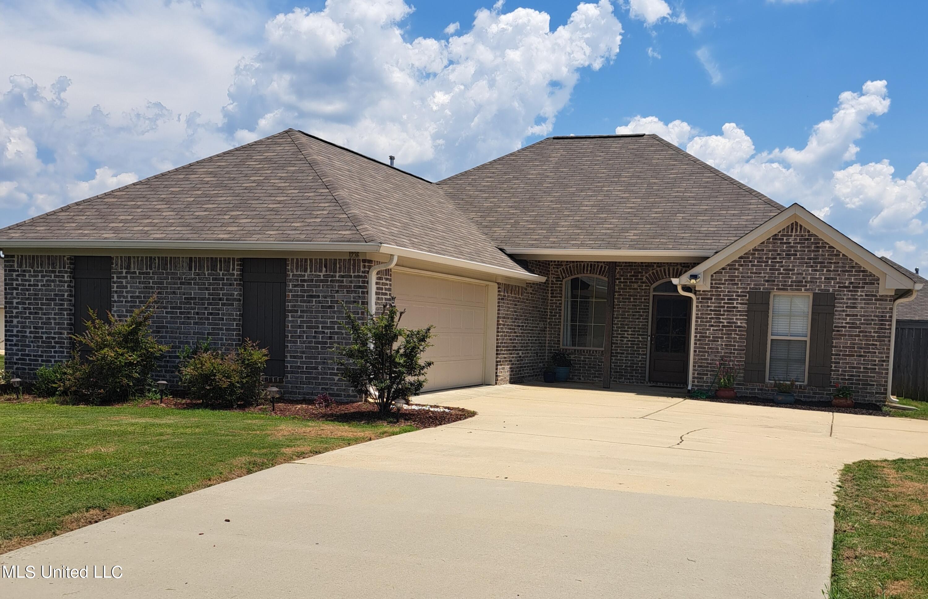 1236 Addison Ln. Brandon, MS 39042 - Photo 1 of 20 R1