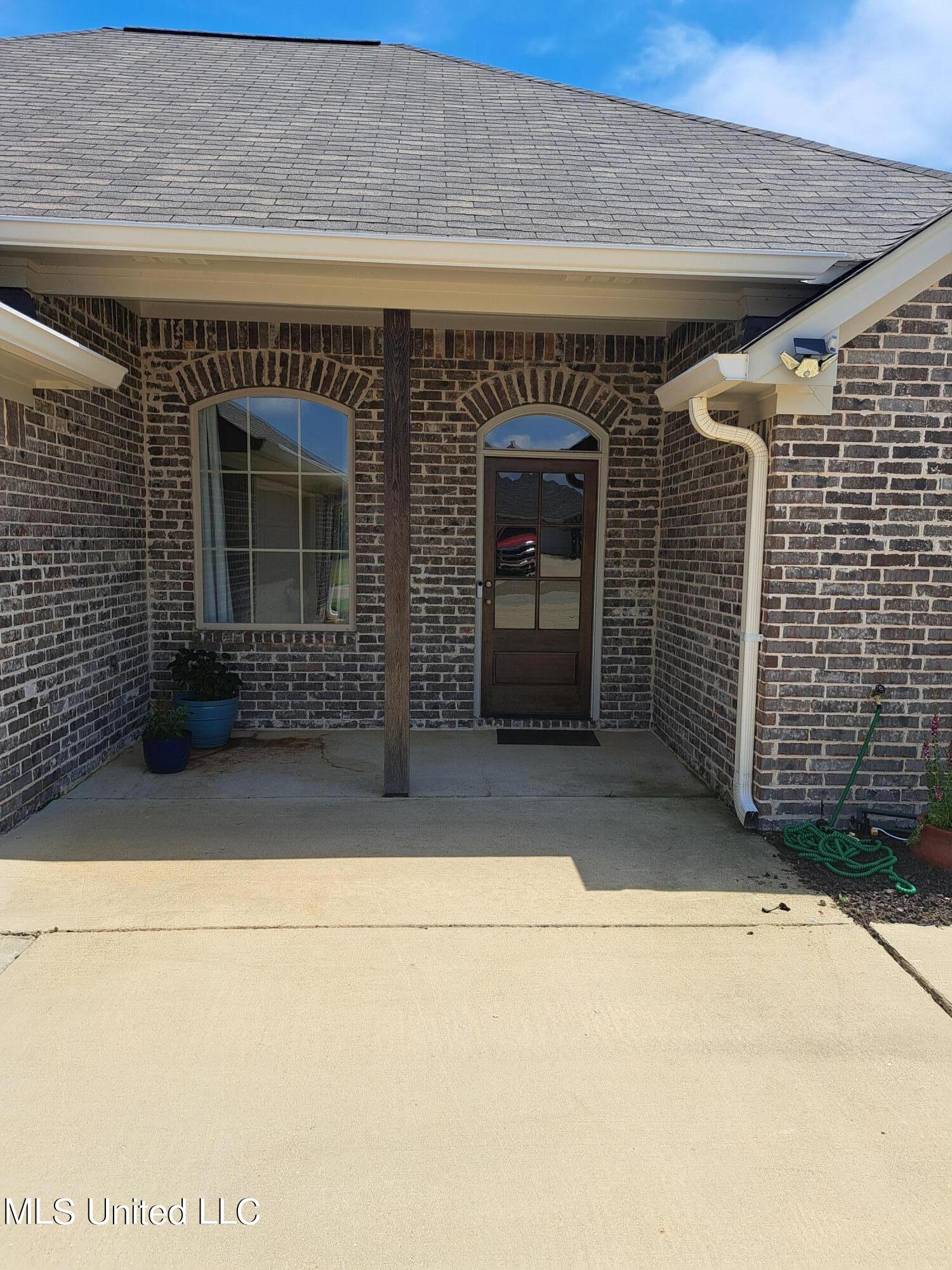 1236 Addison Ln. Brandon, MS 39042 - Photo 2 of 20 R2
