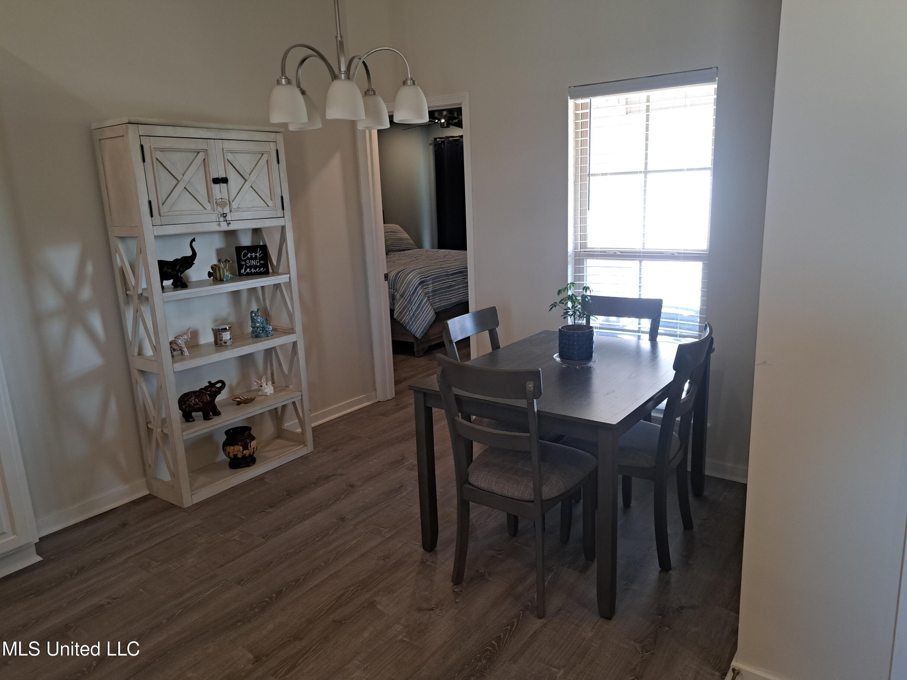 1236 Addison Ln. Brandon, MS 39042 - Photo 8 of 20 R1
