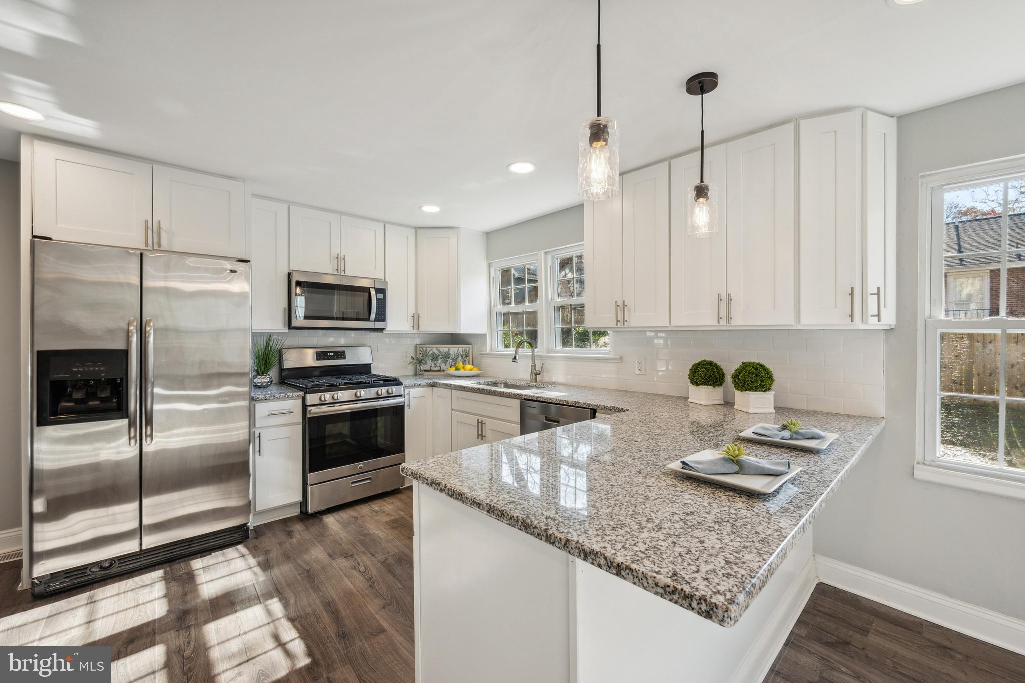 896 Boundary Road Woodbury, NJ 08096 - Photo 3 of 25 Renovated Kitchen
