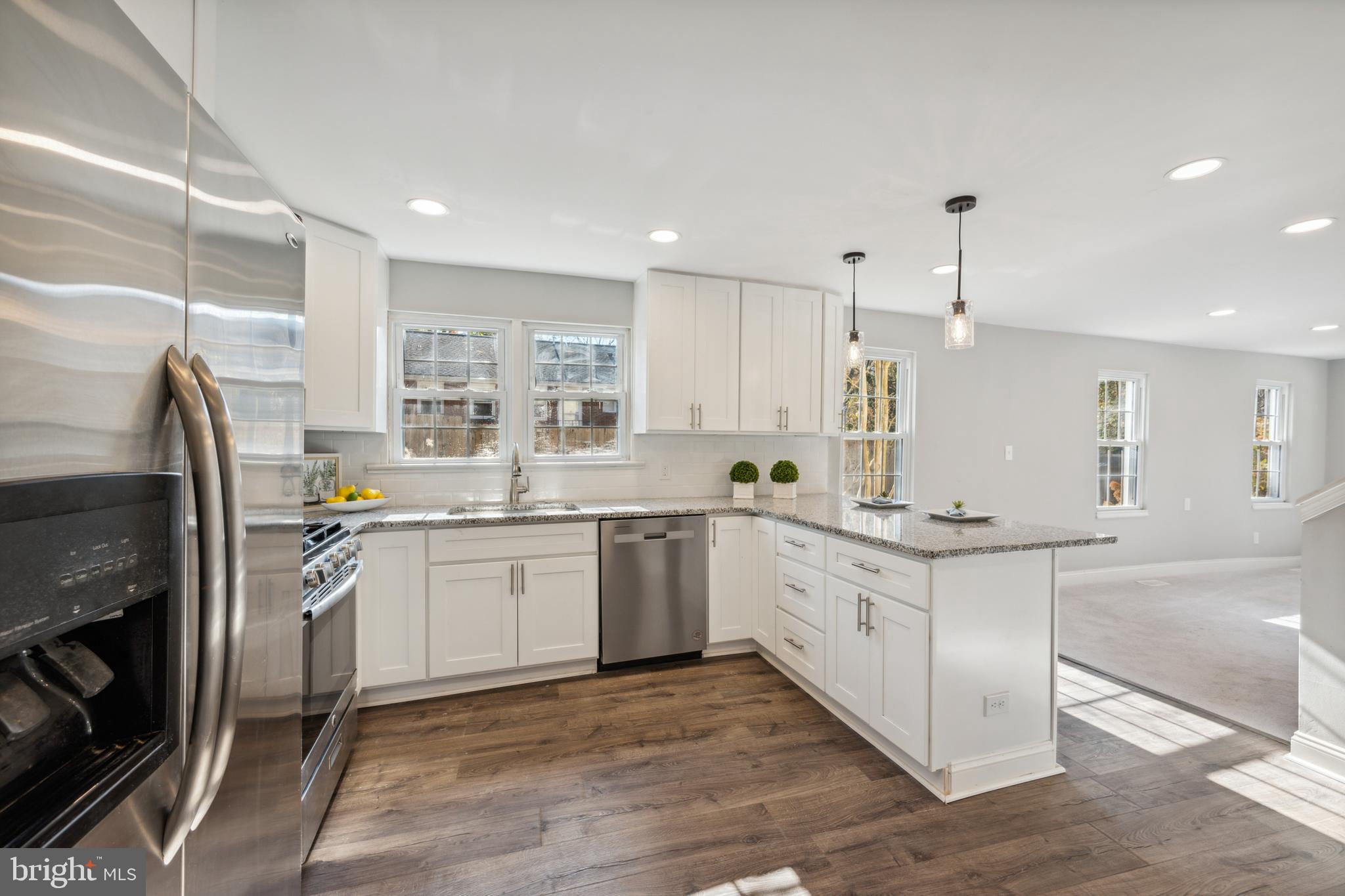 896 Boundary Road Woodbury, NJ 08096 - Photo 5 of 25 White Cabinetry