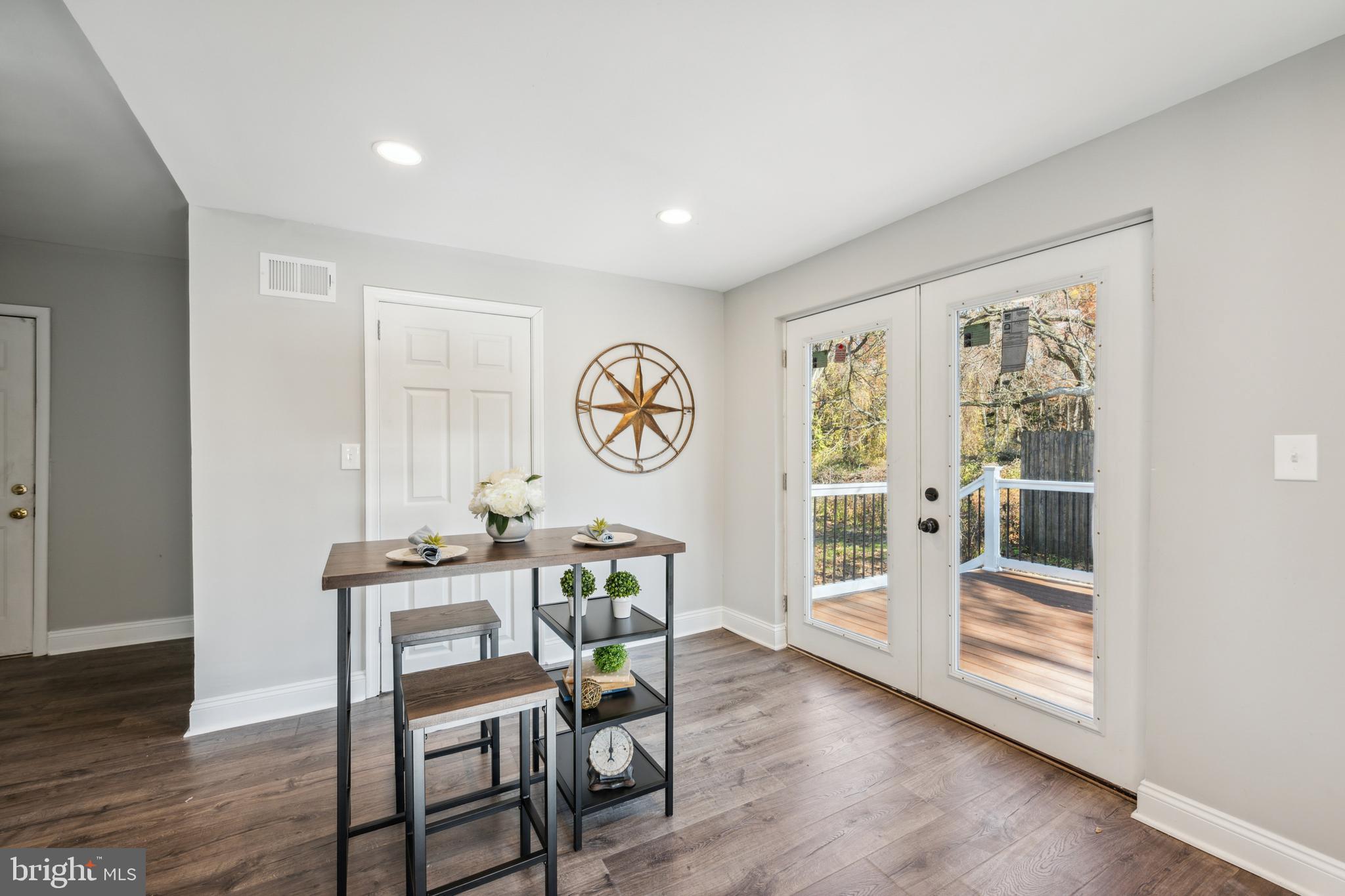 896 Boundary Road Woodbury, NJ 08096 - Photo 7 of 25 Eat in Area