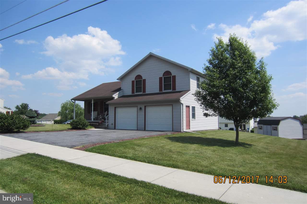 318 Big Spring Road Etters, PA 17319 - Photo 2 of 20 Gallery Image 2