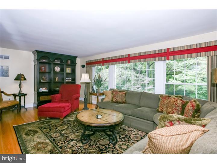 12 Walnut Ridge Road Wilmington, DE 19807 - Photo 8 of 24 Great Room