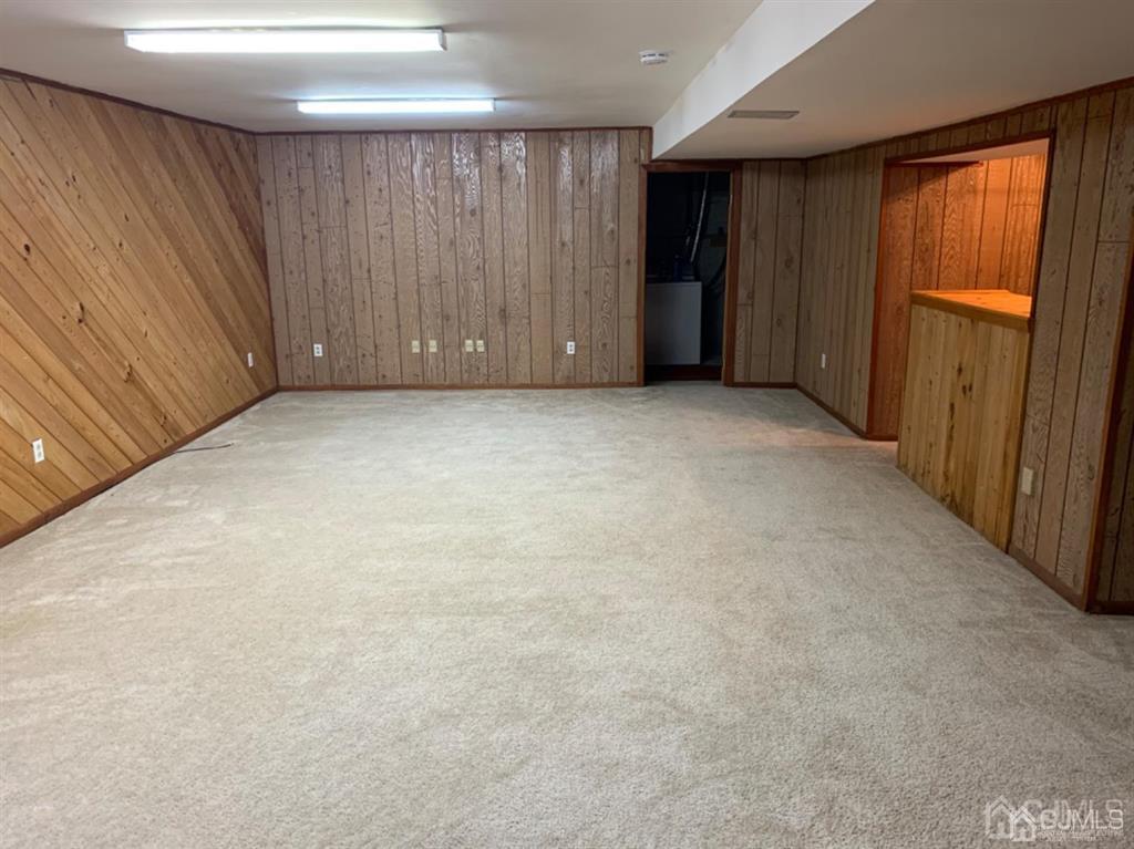 24 Pendleton Place Old Bridge, NJ 08857 - Photo 17 of 22 an empty room with windows