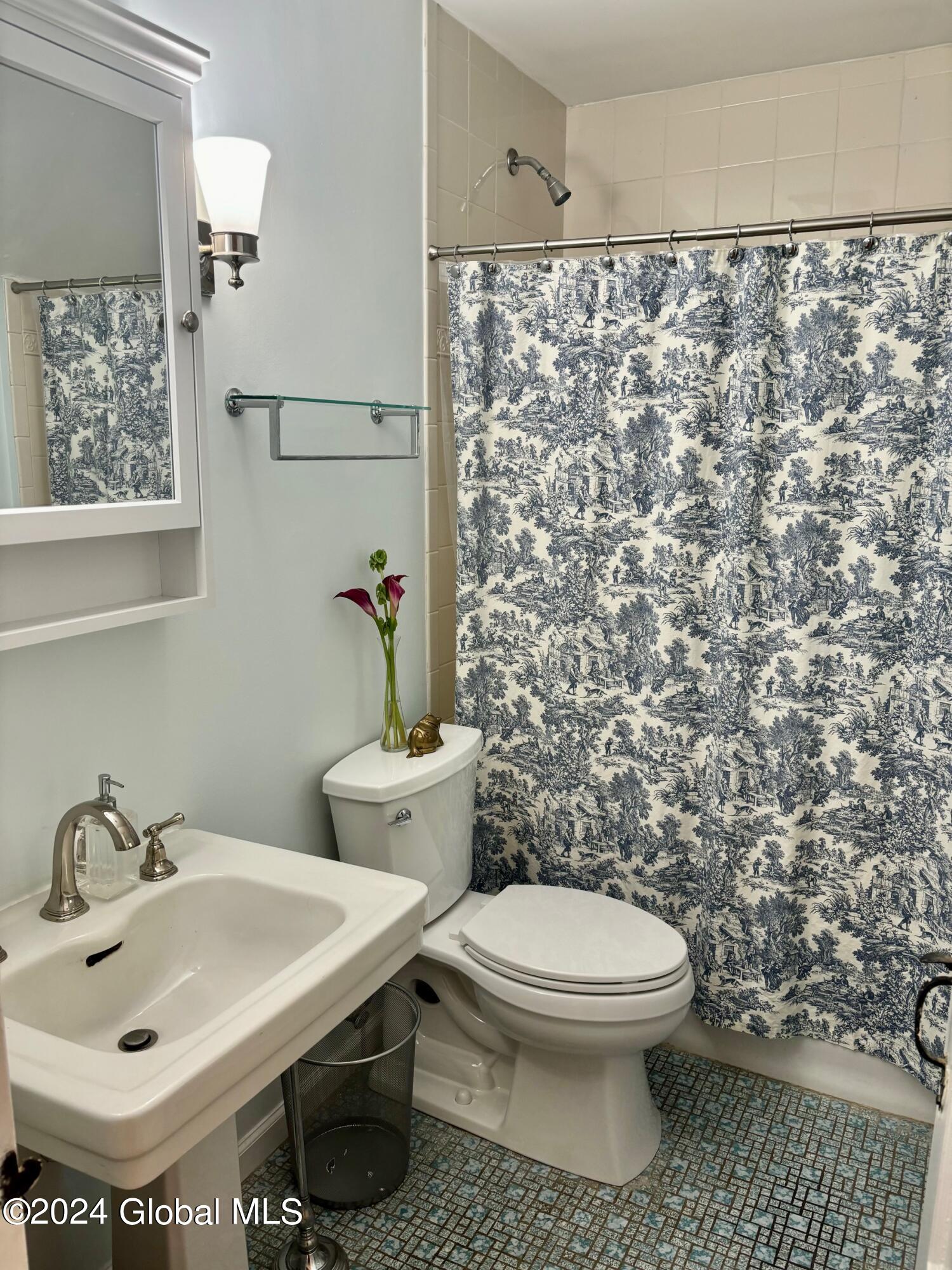 306 Osborne Road Colonie, NY 12211 - Photo 21 of 45 primary bath