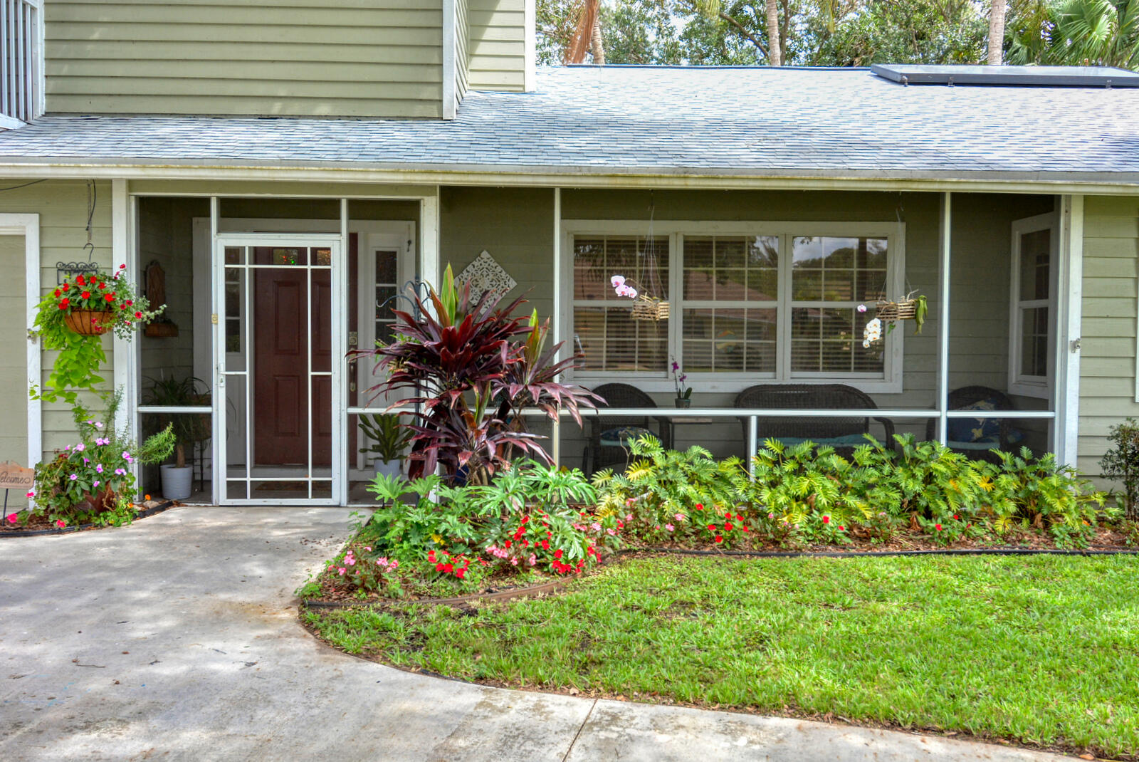 379 Southwest Harbor Street Stuart, FL 34997 - Photo 6 of 50 Front Porch