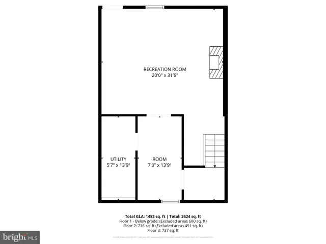 a picture of floor with a white wall and a painting