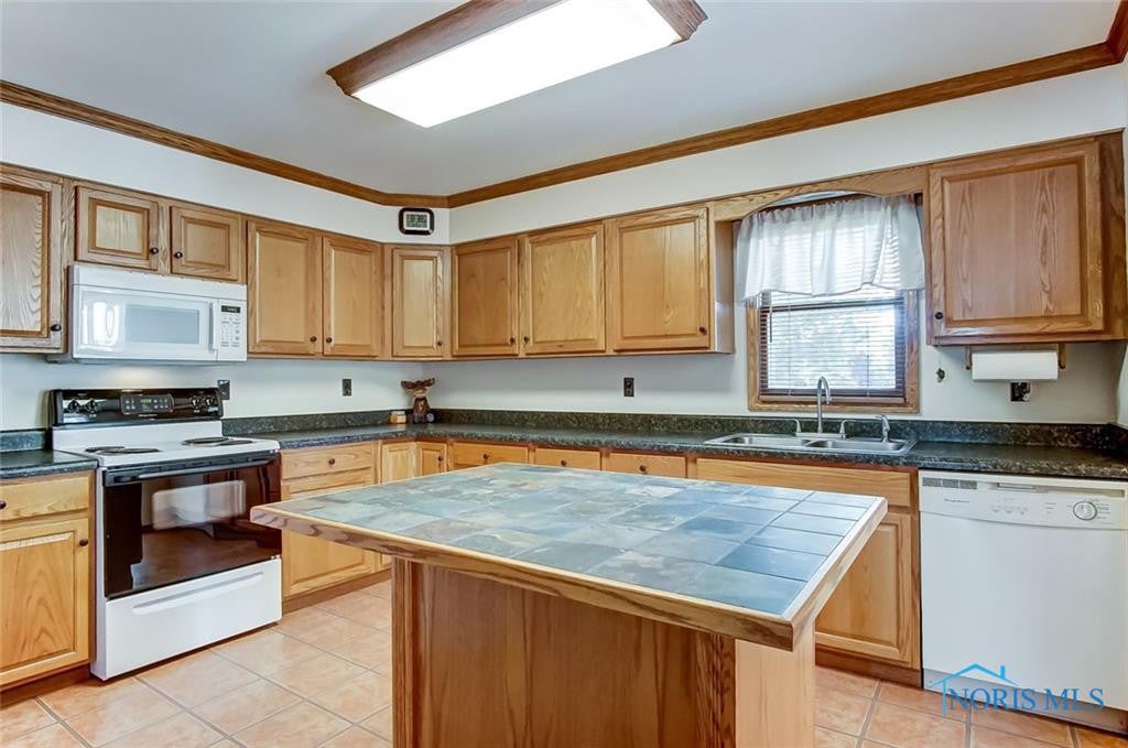 5109 South Fulton-Lucas Road Swanton, OH 43558 - Photo 4 of 16 Gallery Image 4
