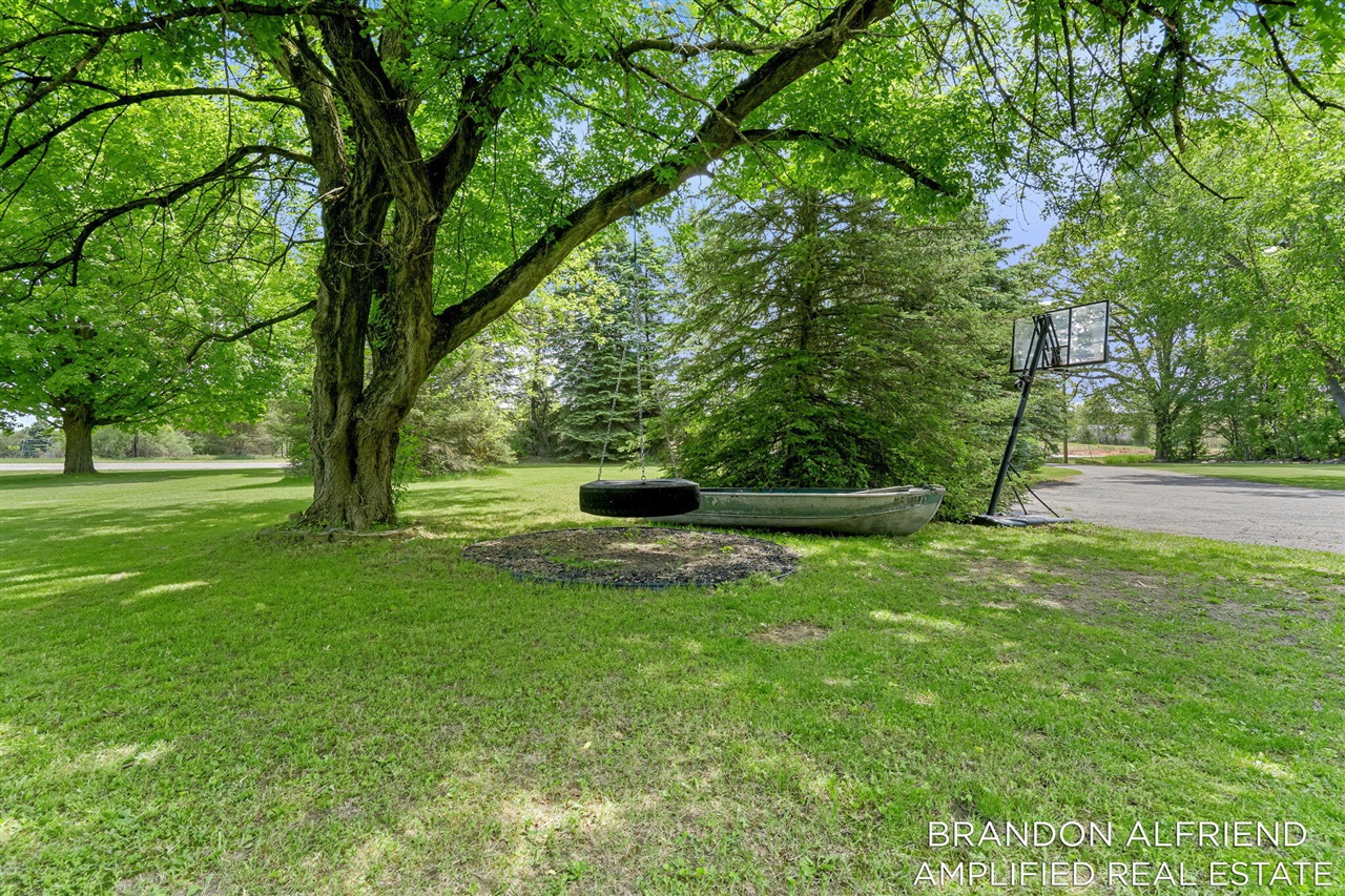 10226 Southwest Greenville Road Greenville, MI 48838 - Photo 48 of 62