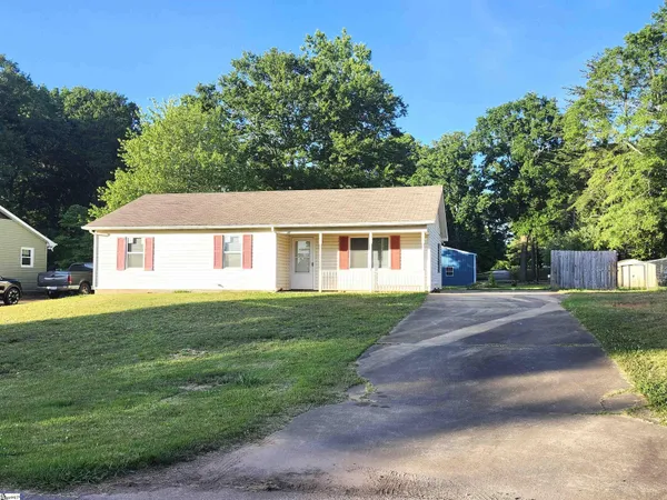 $194,900 | 218 Donavon Drive, Spartanburg, SC 29302